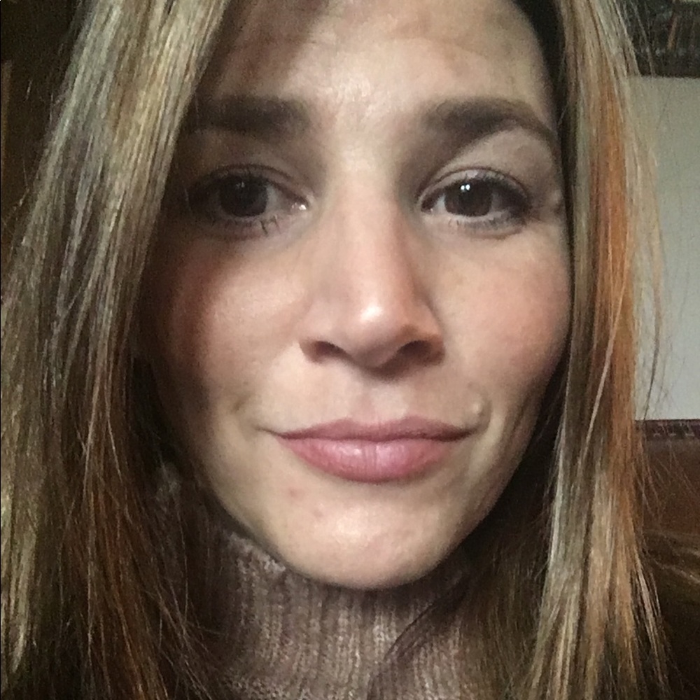 Meet your Posher, Loretta